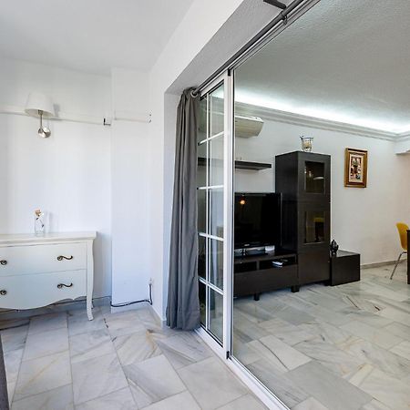 797 Holiday Rentals - Piso Para 3 En La Carihuela Con Piscina توريمولينوس المظهر الخارجي الصورة